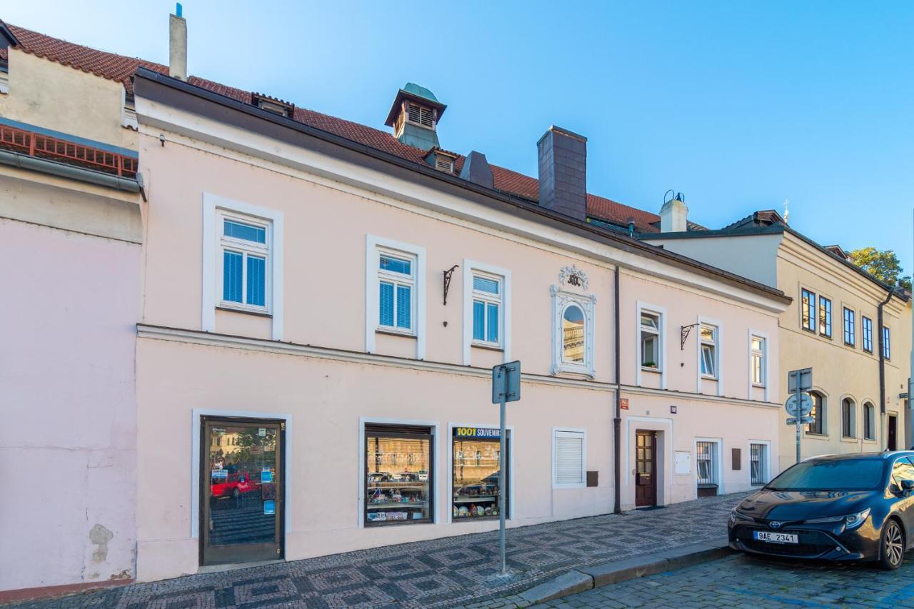 The Bookhouse, 5-bedroom By Castle Apartahotel Praga