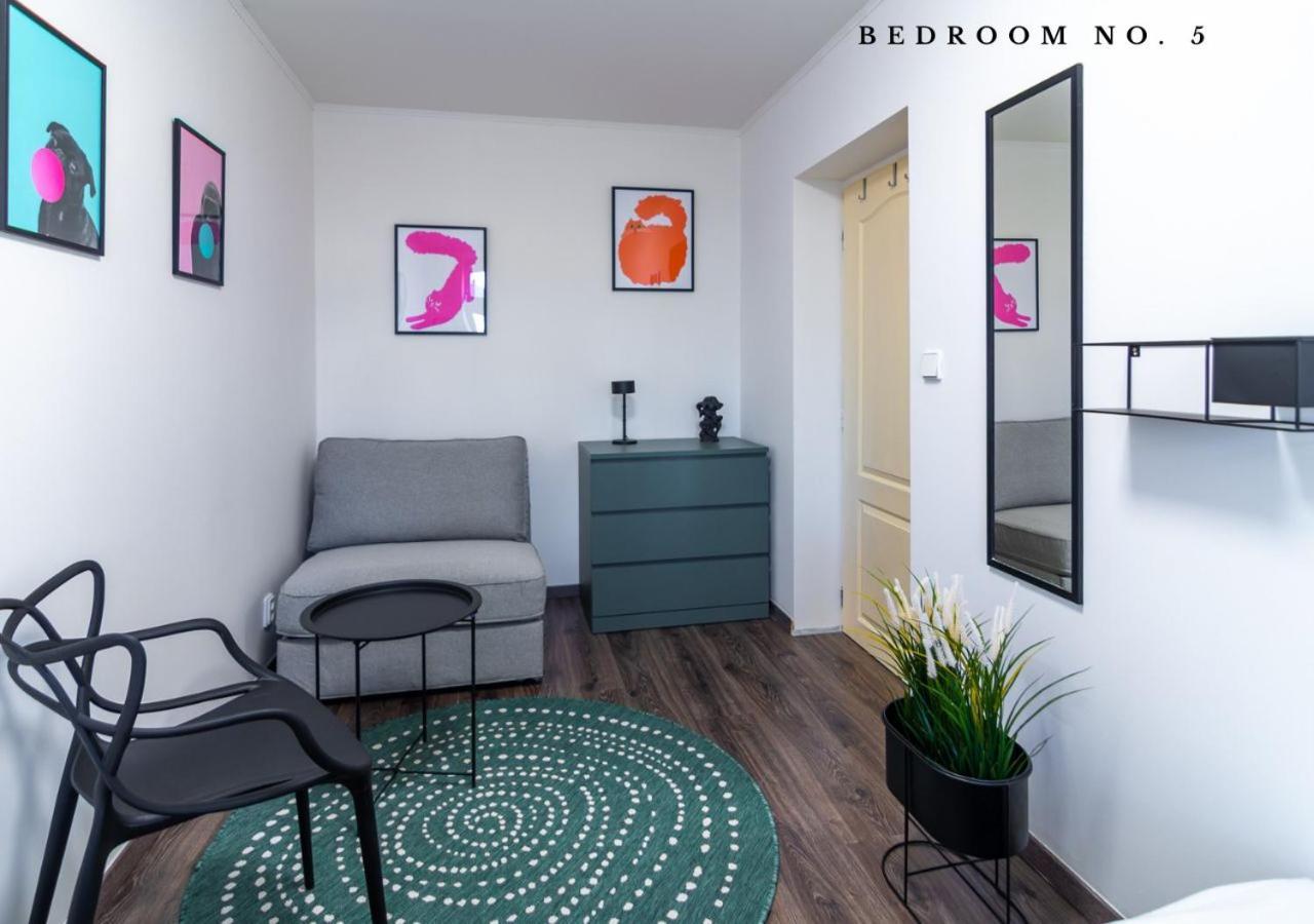 The Bookhouse, 5-bedroom By Castle Apartahotel *
